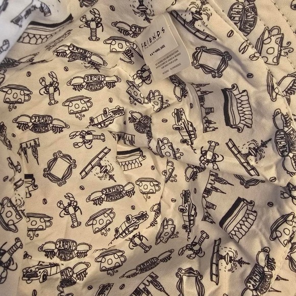 Friends TV Show Reversible Bucket Hat Black Central Perk Icons Logo Sun Hat - Picture 2 of 2